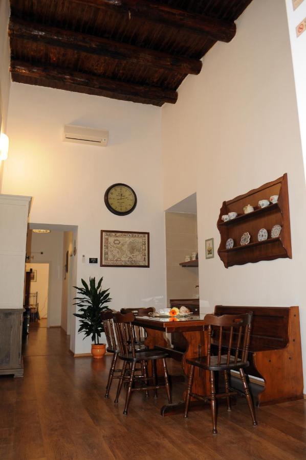 Pietrasanta Lt Bed and breakfast *